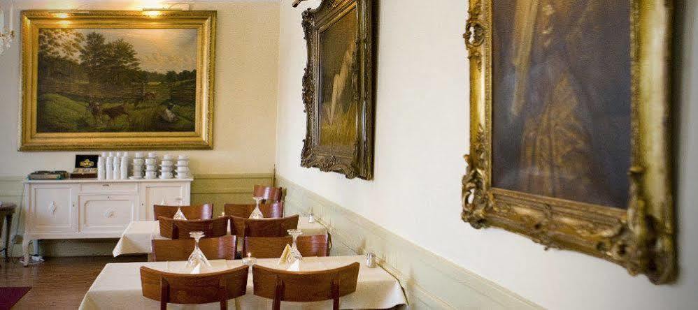 Insjoens Hotell Extérieur photo